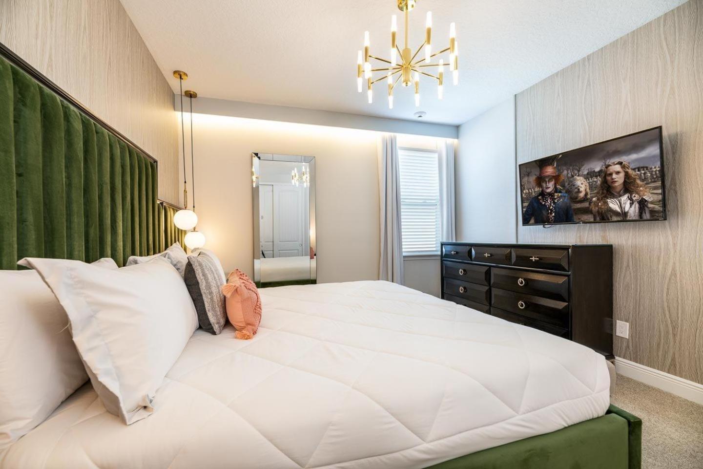 Holiday home Grand 11 Bdrm With Games At Encore Orlando