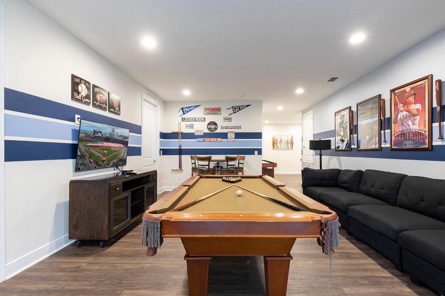 Holiday home Chic 11 Bdrm With Private Pool In Encore