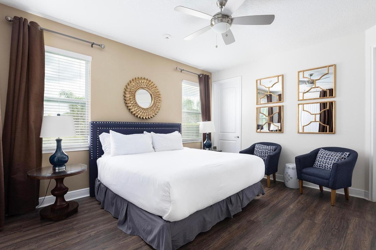 Holiday home Chic 11 Bdrm With Private Pool In Encore *