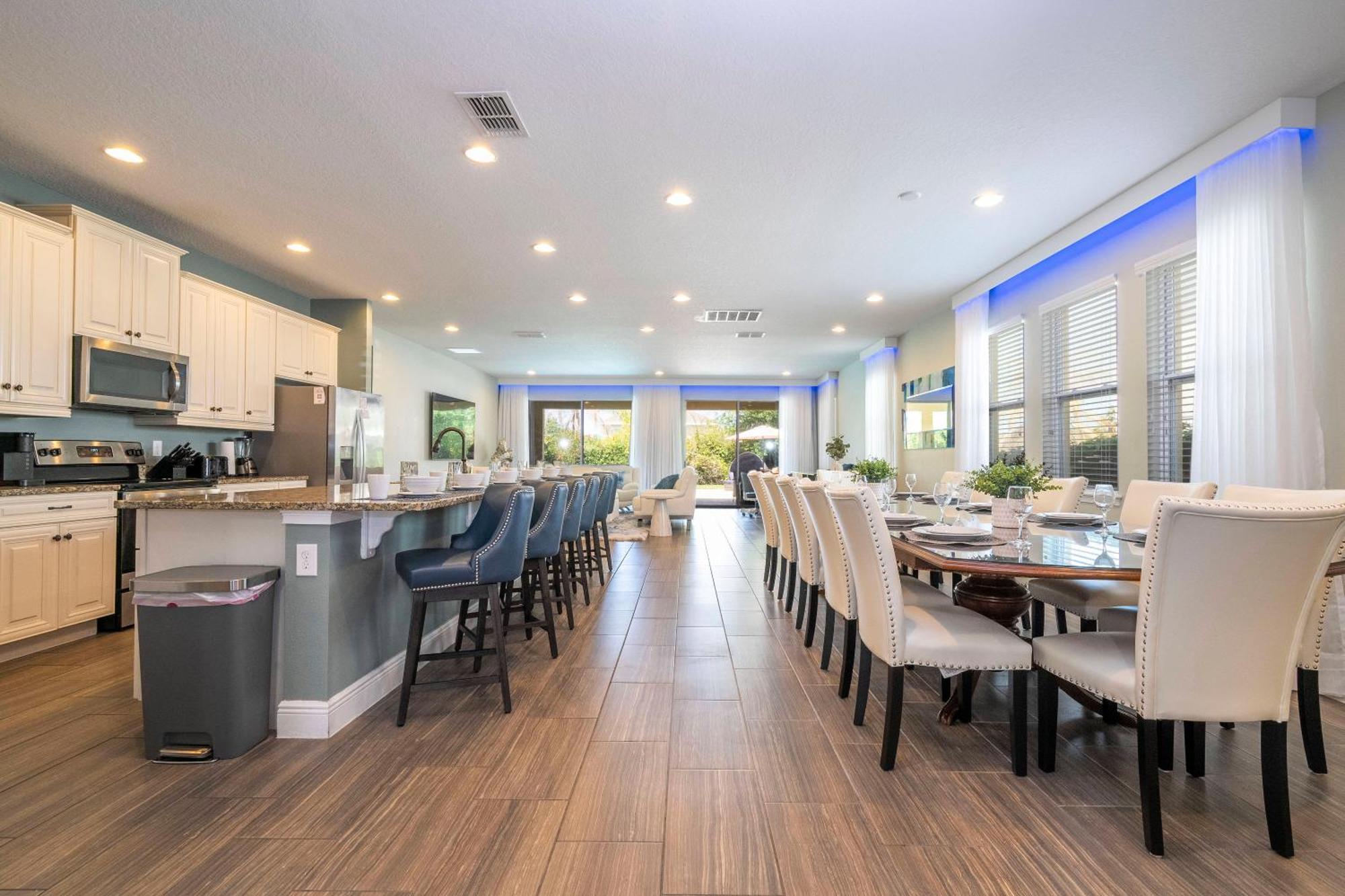 Holiday home Ultimate Oasis Getaway - 9 Bed Close To