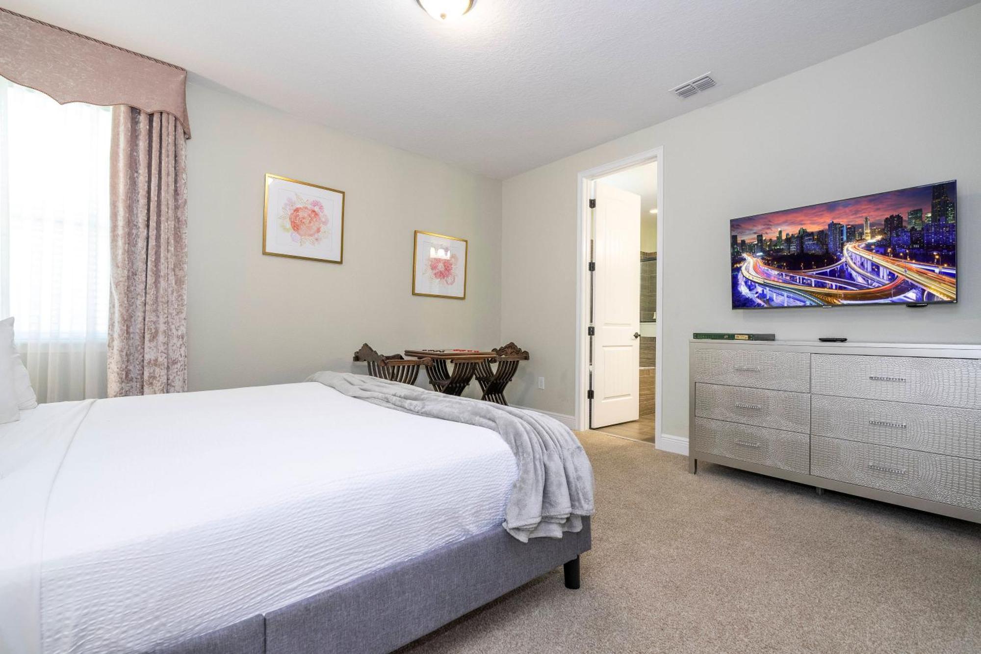 Ultimate Oasis Getaway - 9 Bed Close To