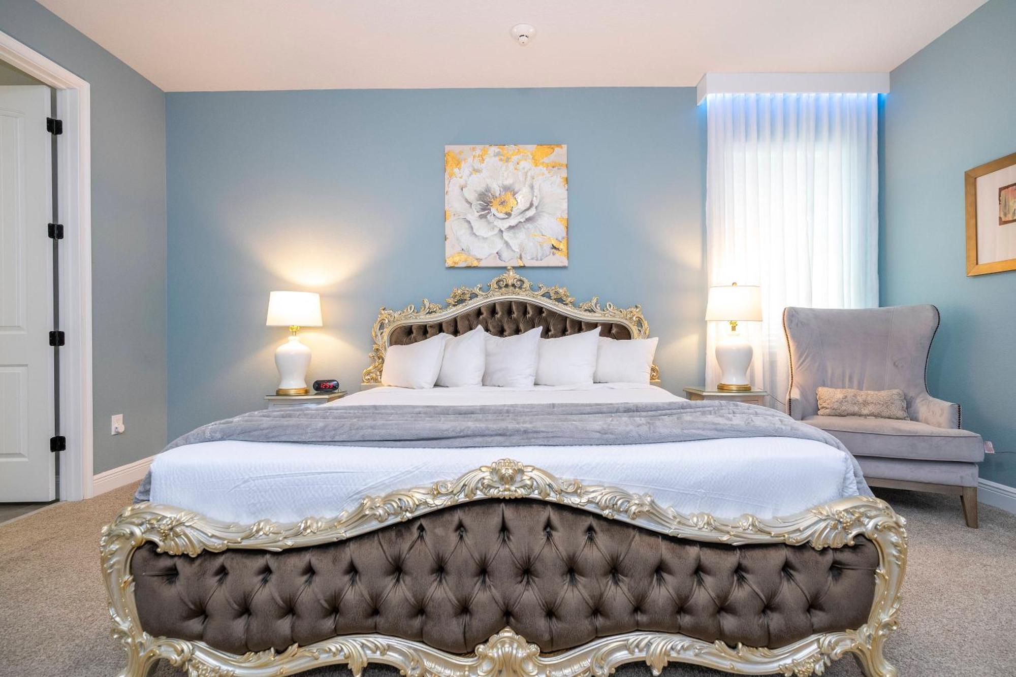 Holiday home Ultimate Oasis Getaway - 9 Bed Close To