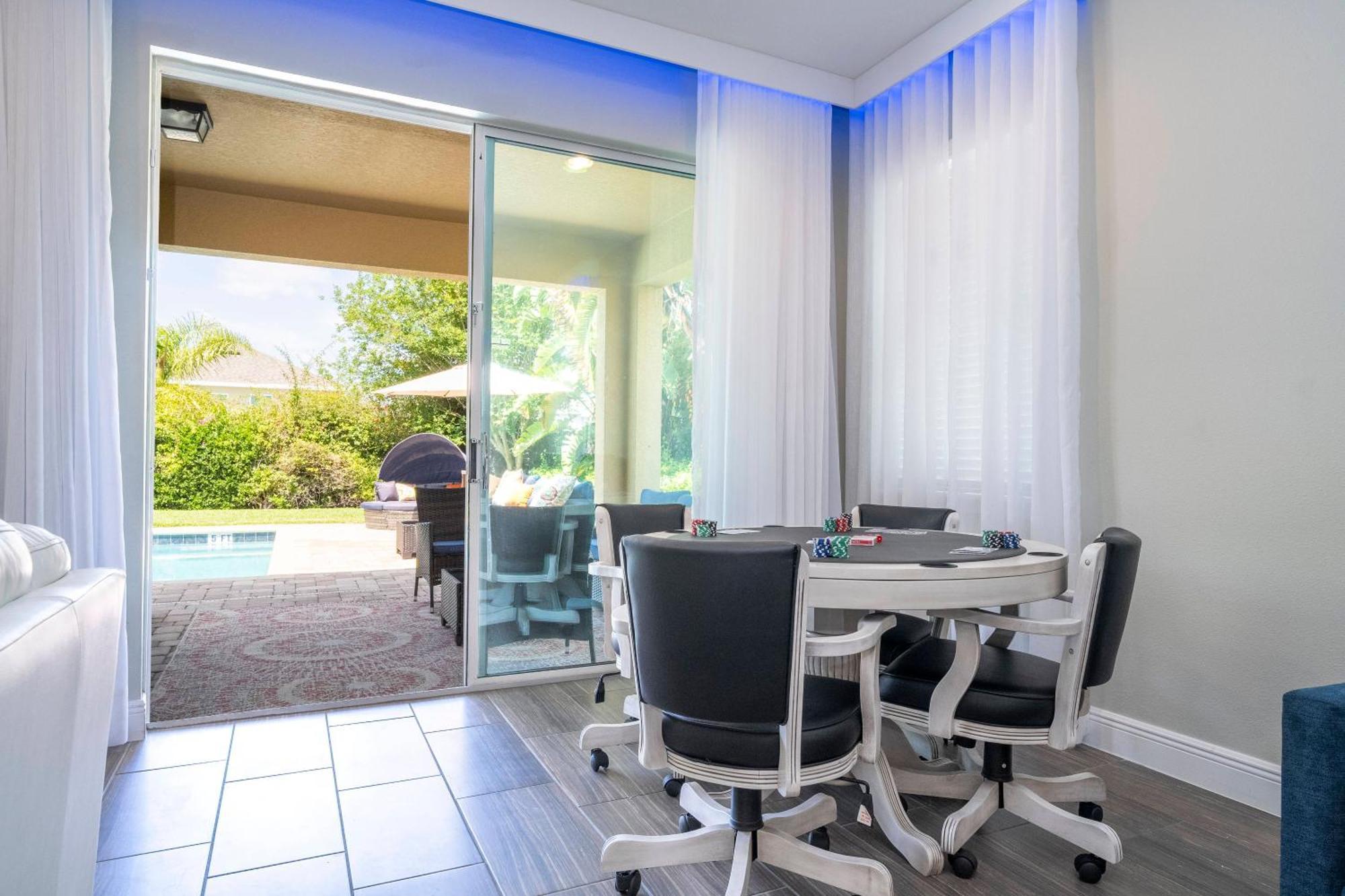 Ultimate Oasis Getaway - 9 Bed Close To Orlando