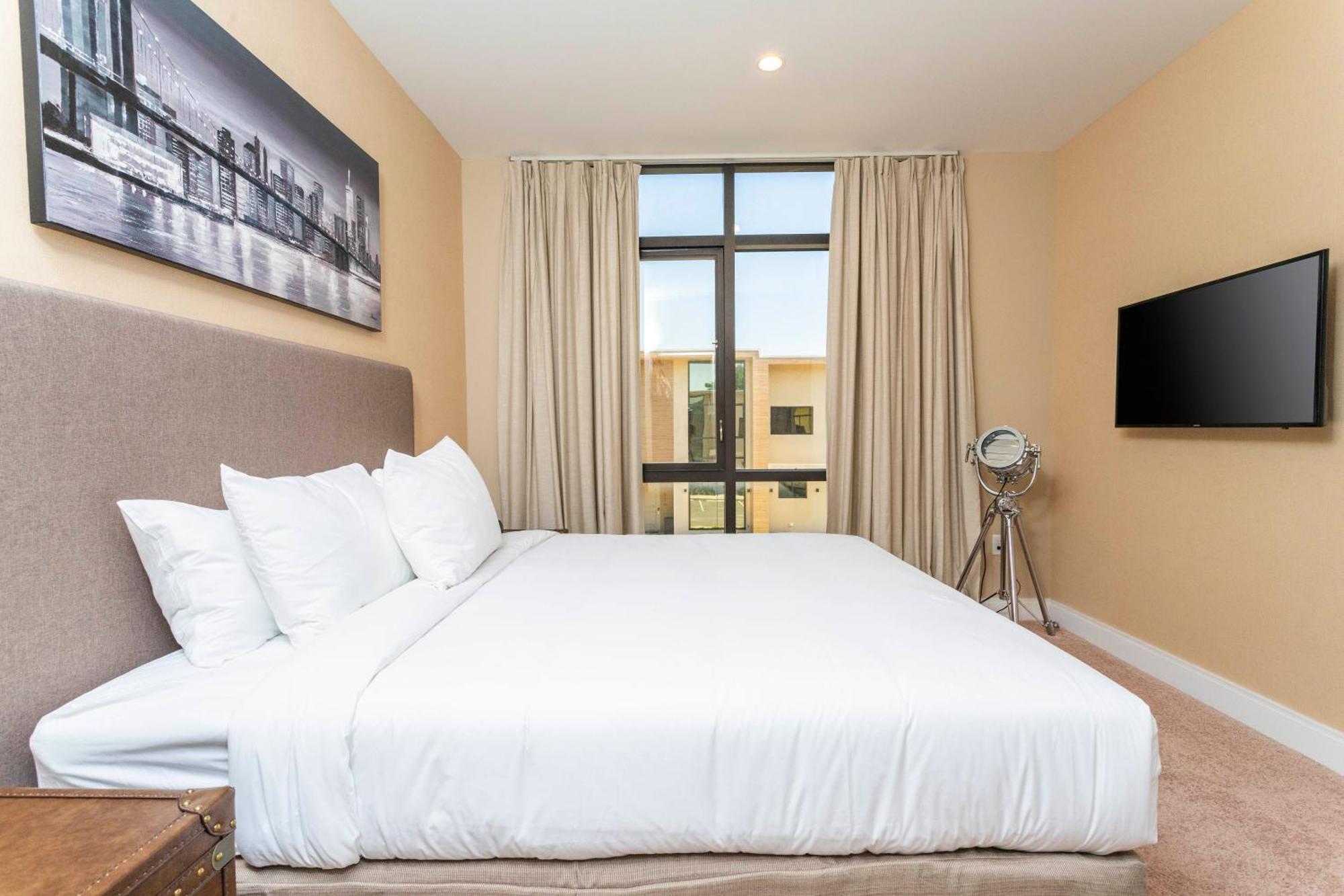 Holiday home Luxury 3beds And 3ba 2 Miles From Orlando