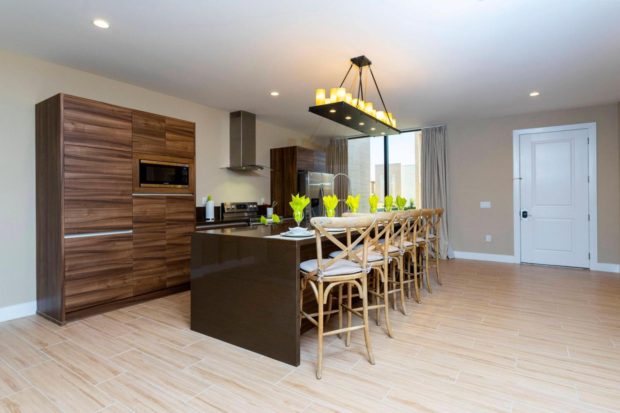 Holiday home Luxury 3beds And 3ba 2 Miles From Orlando