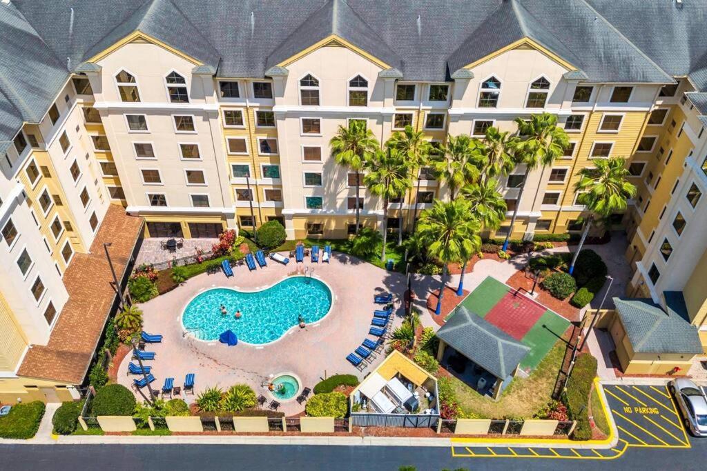 Apartment Pool View Near Epic Universe And Universal Orlando