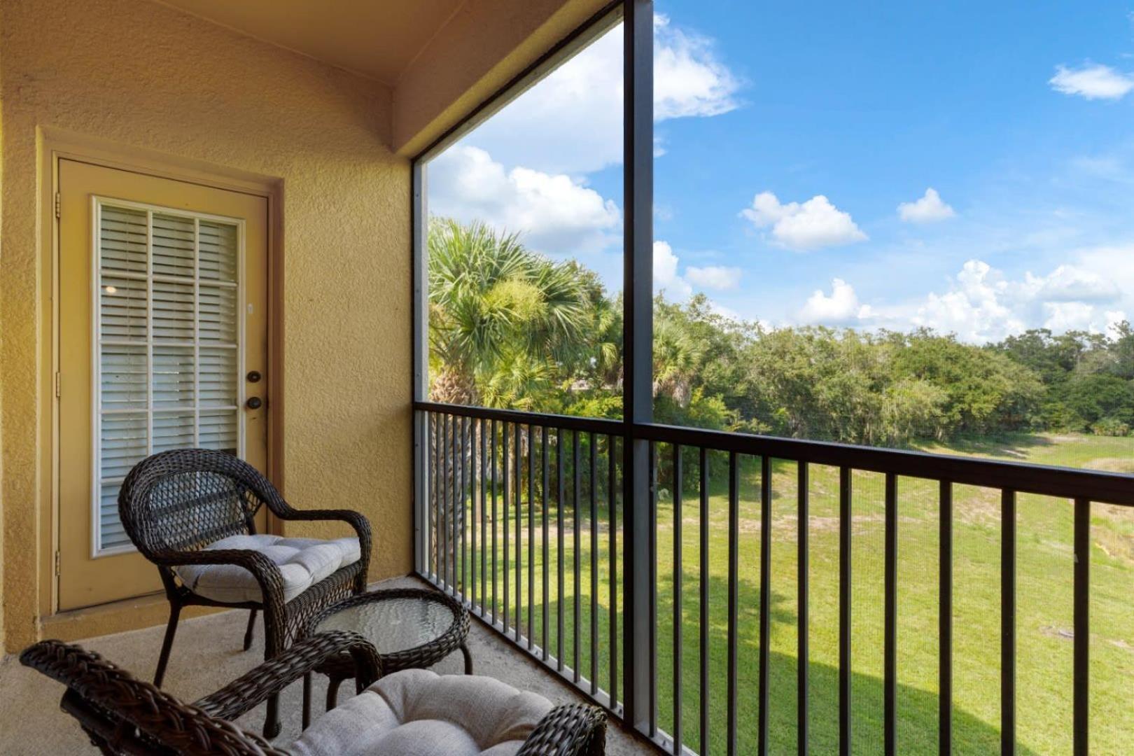 Apartment Tropical Bliss Hideaway At Allevo Homes
