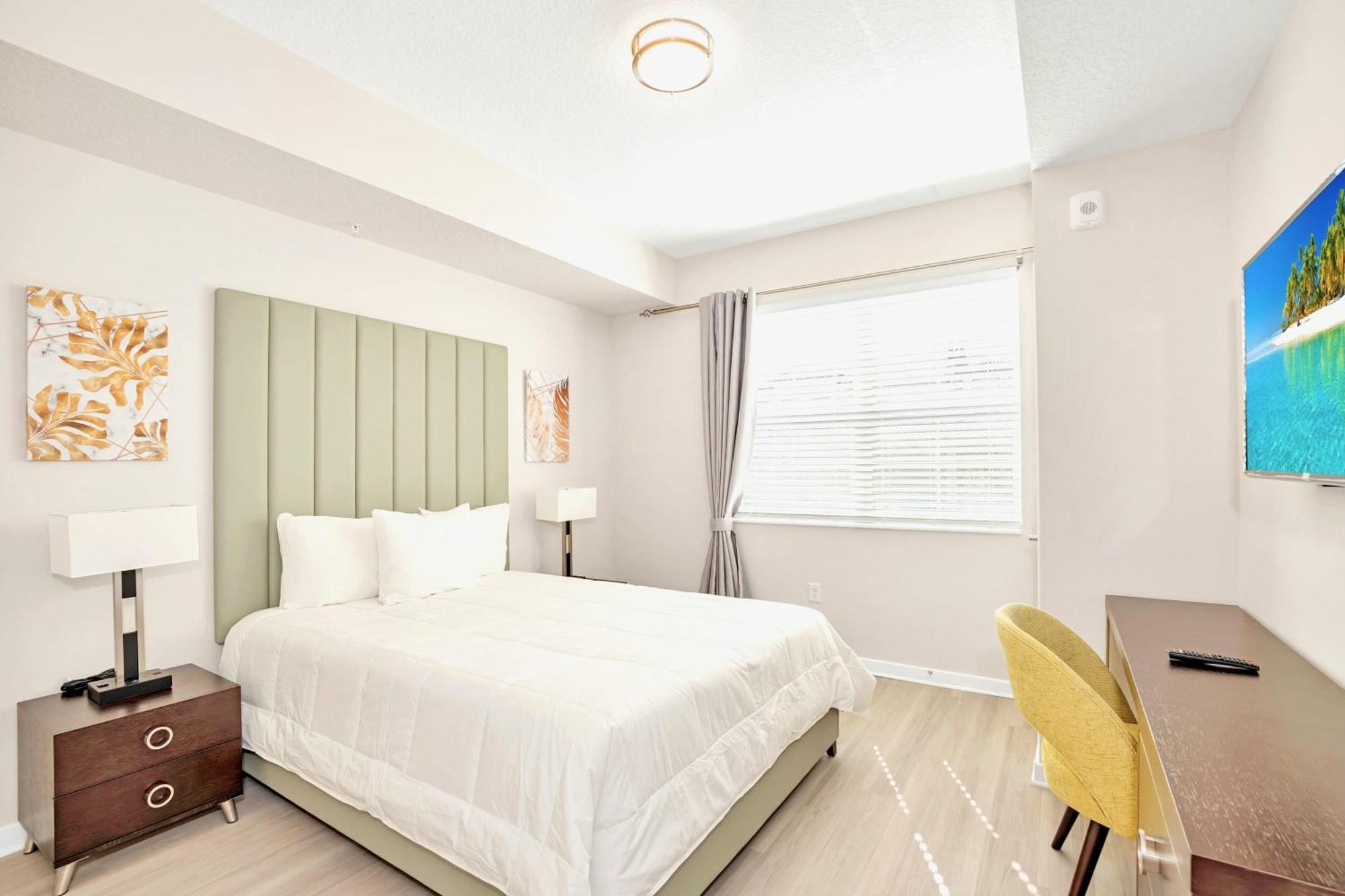 Upscale 3br - Family - Pool And Hot Tub! *