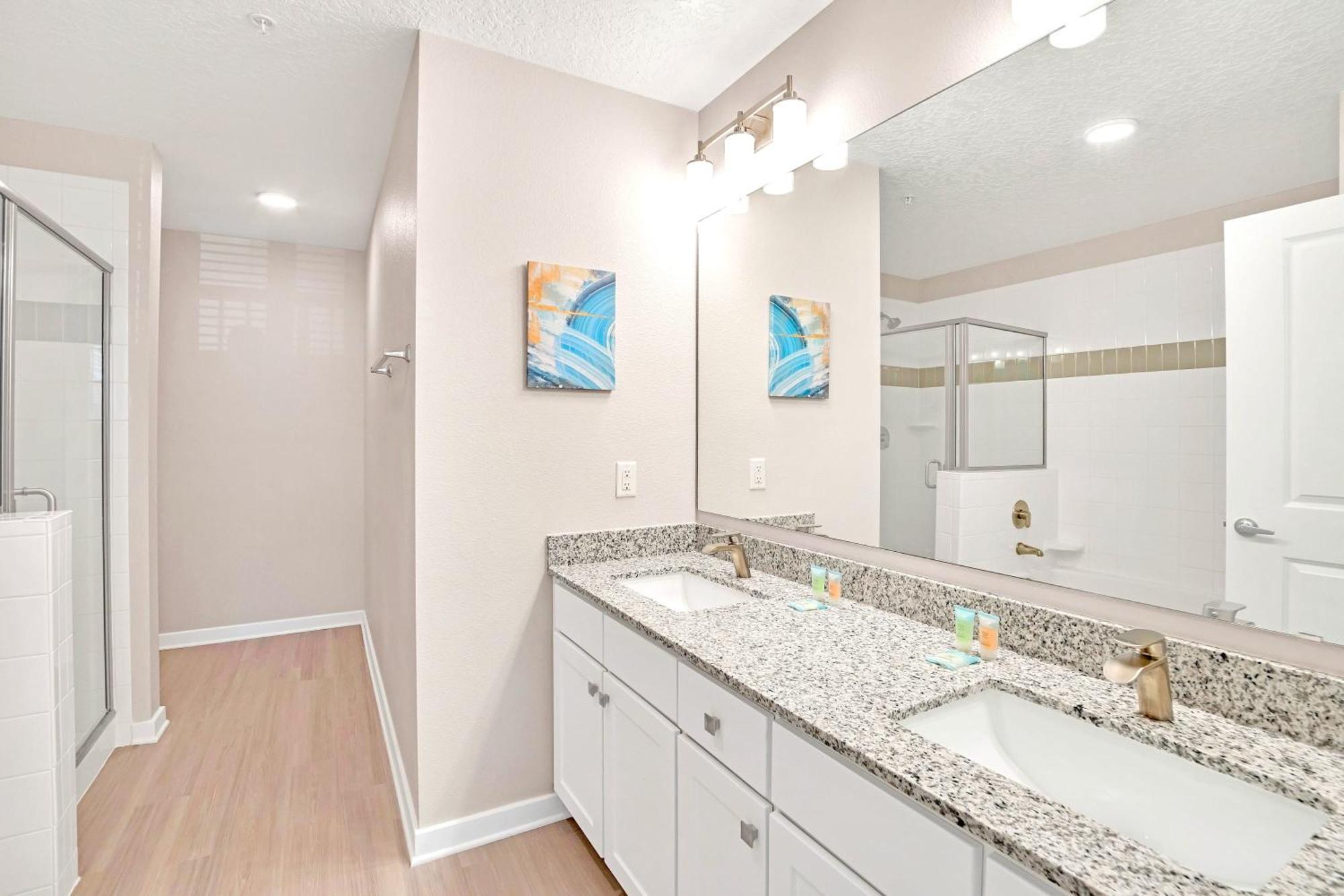 Upscale 3br - Family - Pool And Hot Tub! Holiday home