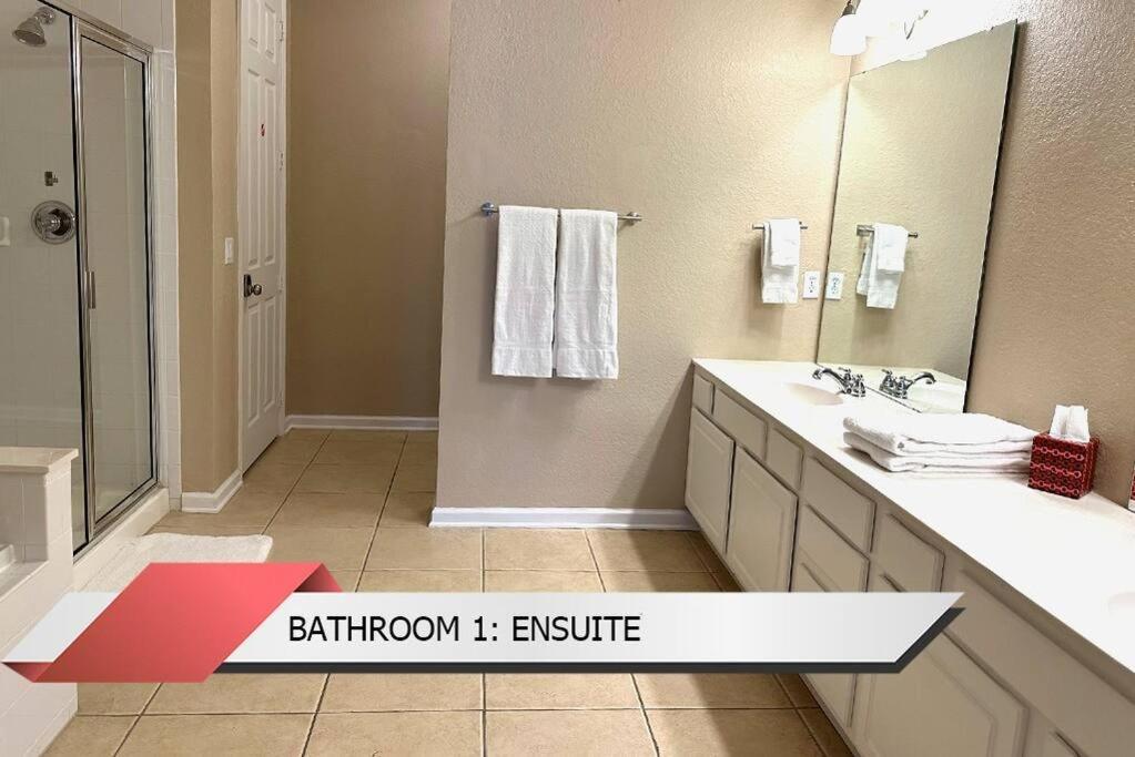Harry Potter-themed, View, Spacious Near Universal With Extra Amenities Holiday home