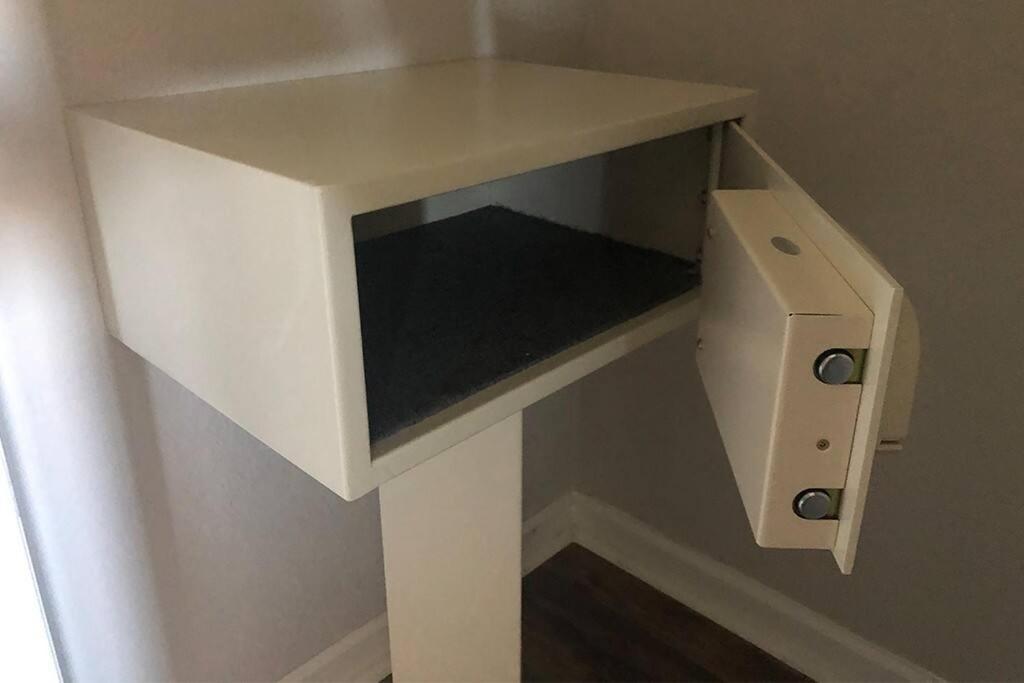 Harry Potter-themed, View, Spacious Near Universal With Extra Amenities Holiday home *