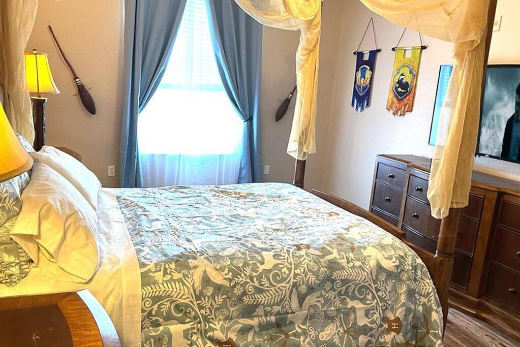 Holiday home Harry Potter-themed, View, Spacious Near Universal With Extra Amenities