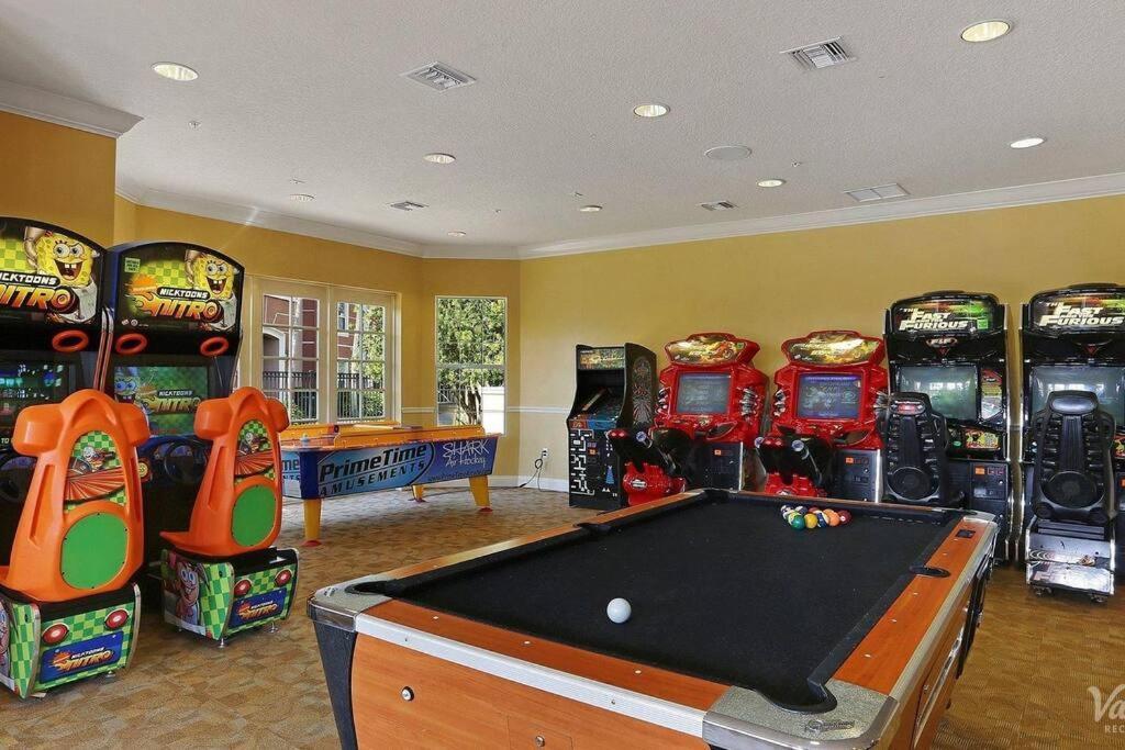 Harry Potter-themed, View, Spacious Near Universal With Extra Amenities *