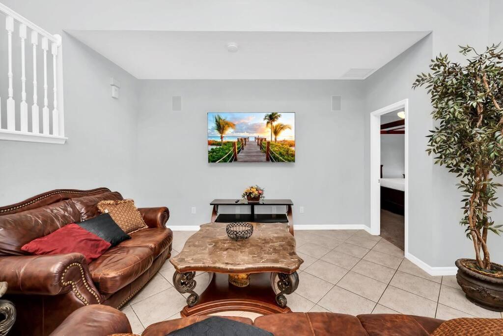 Villa Beautiful 6br Near Orlando