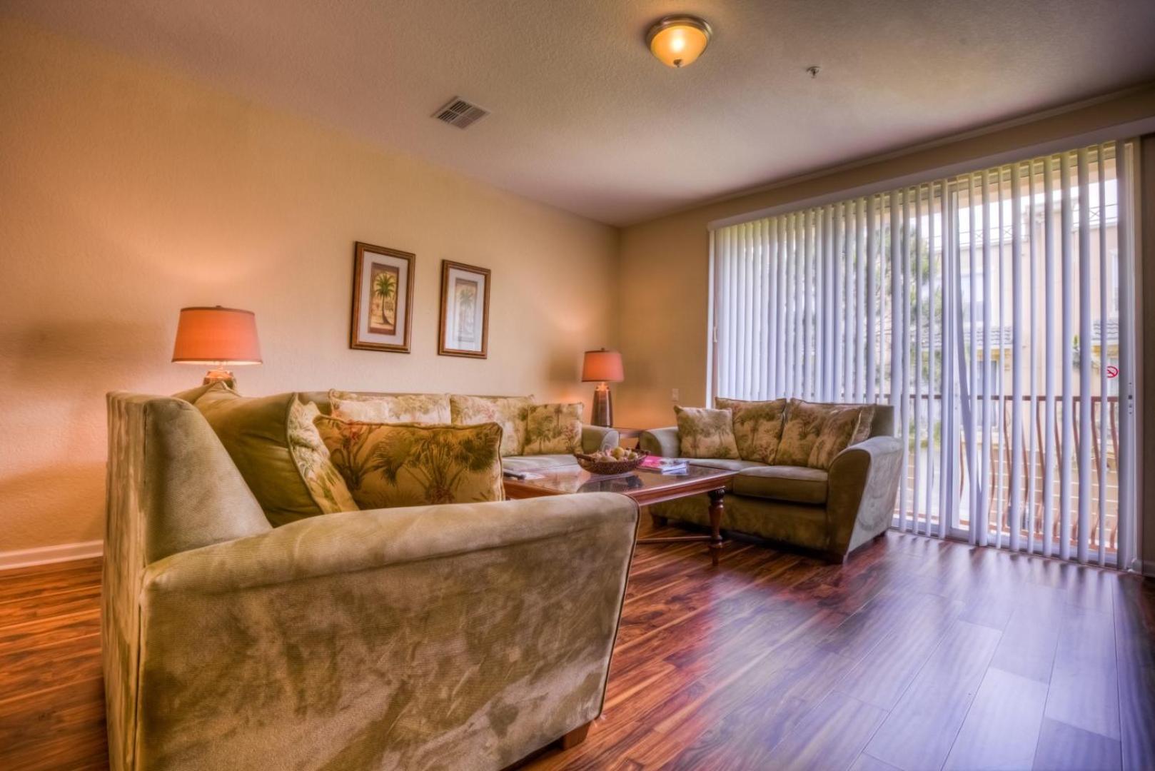 Townhome: Perfect Vacation Spot *