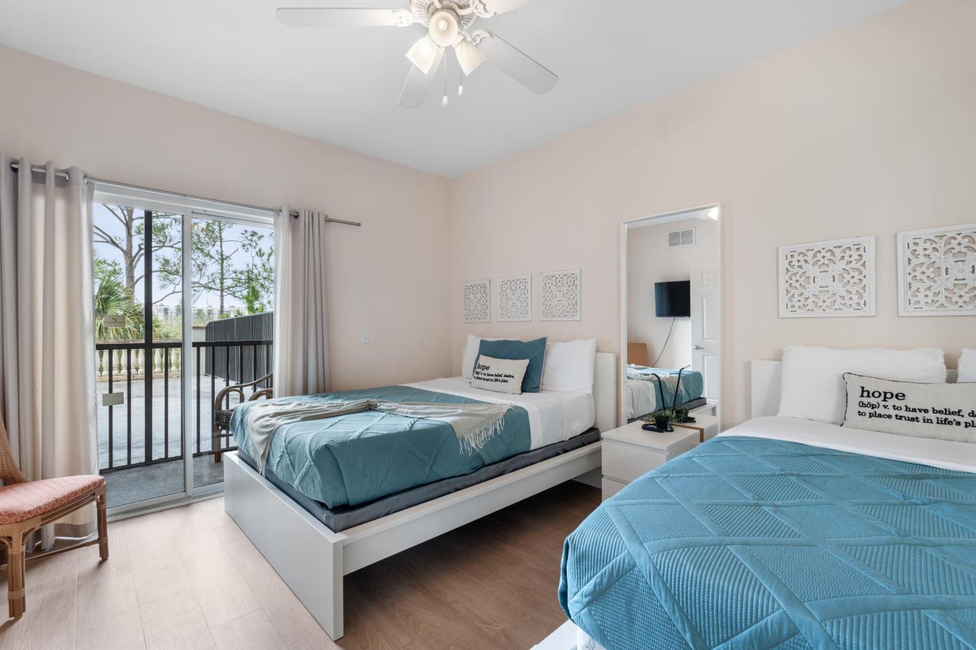 Lovely Grove By Disney & Water Parks Apartment