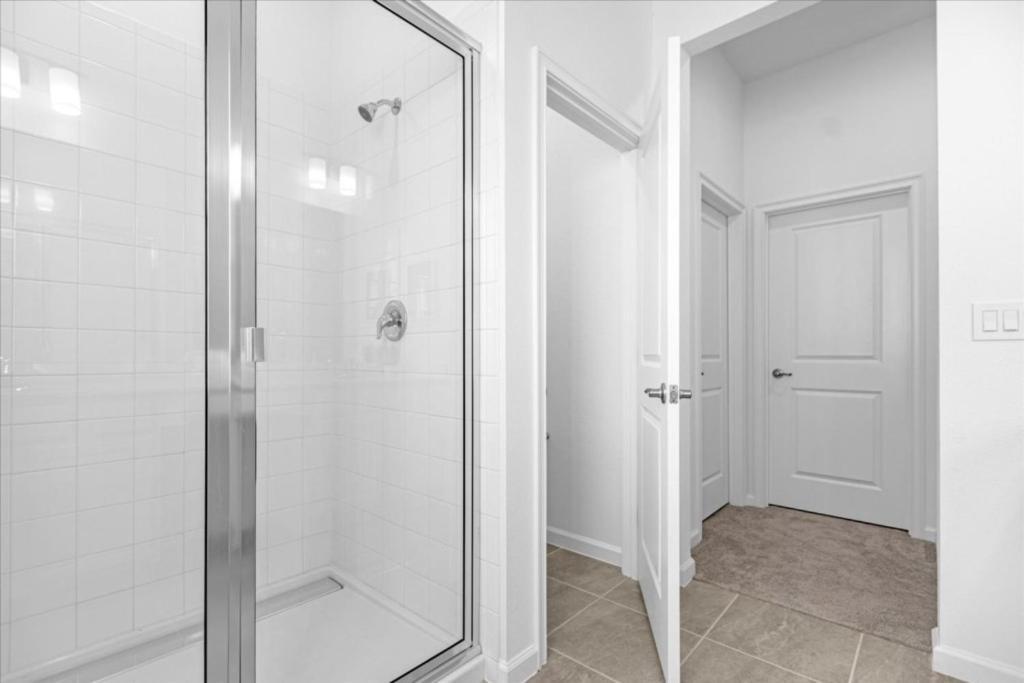 8 Bedrooms- 8 Bathrooms- Paradiso Grande 5912 Hs Holiday home Orlando