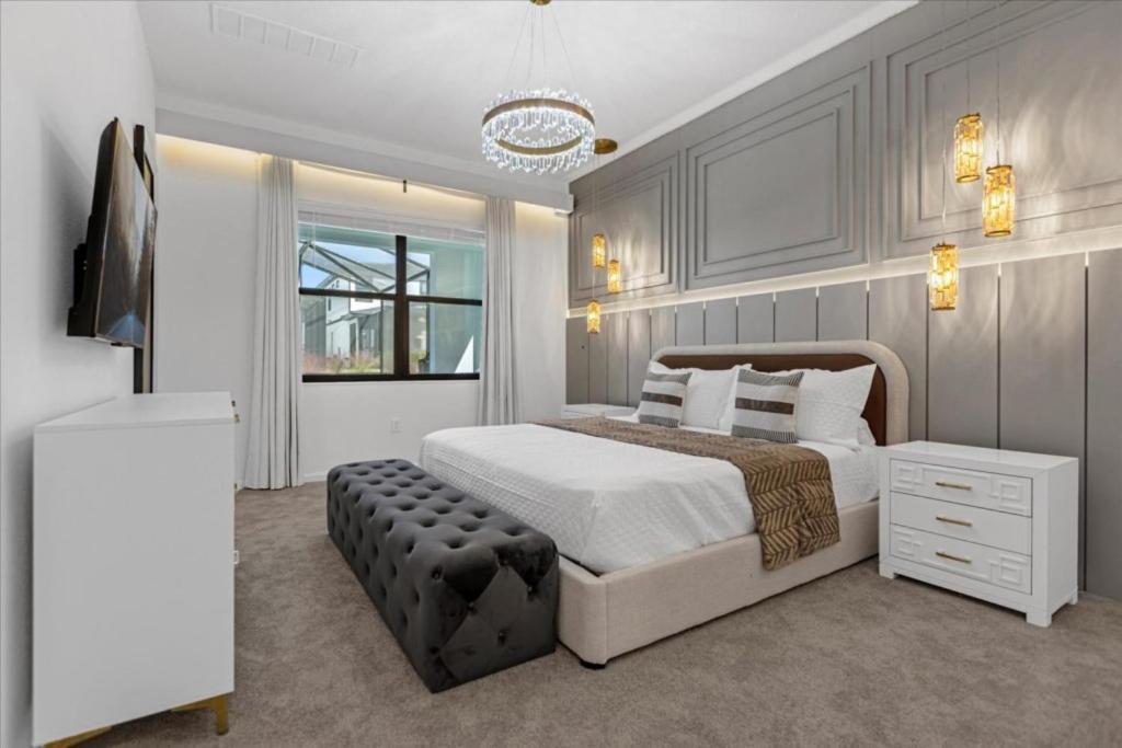 8 Bedrooms- 8 Bathrooms- Paradiso Grande 5912 Hs Holiday home