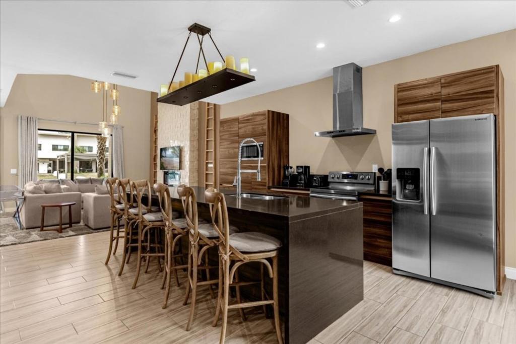 3 Bedrooms- 3,5 Bathrooms- Magic Village 7584 Bd Holiday home