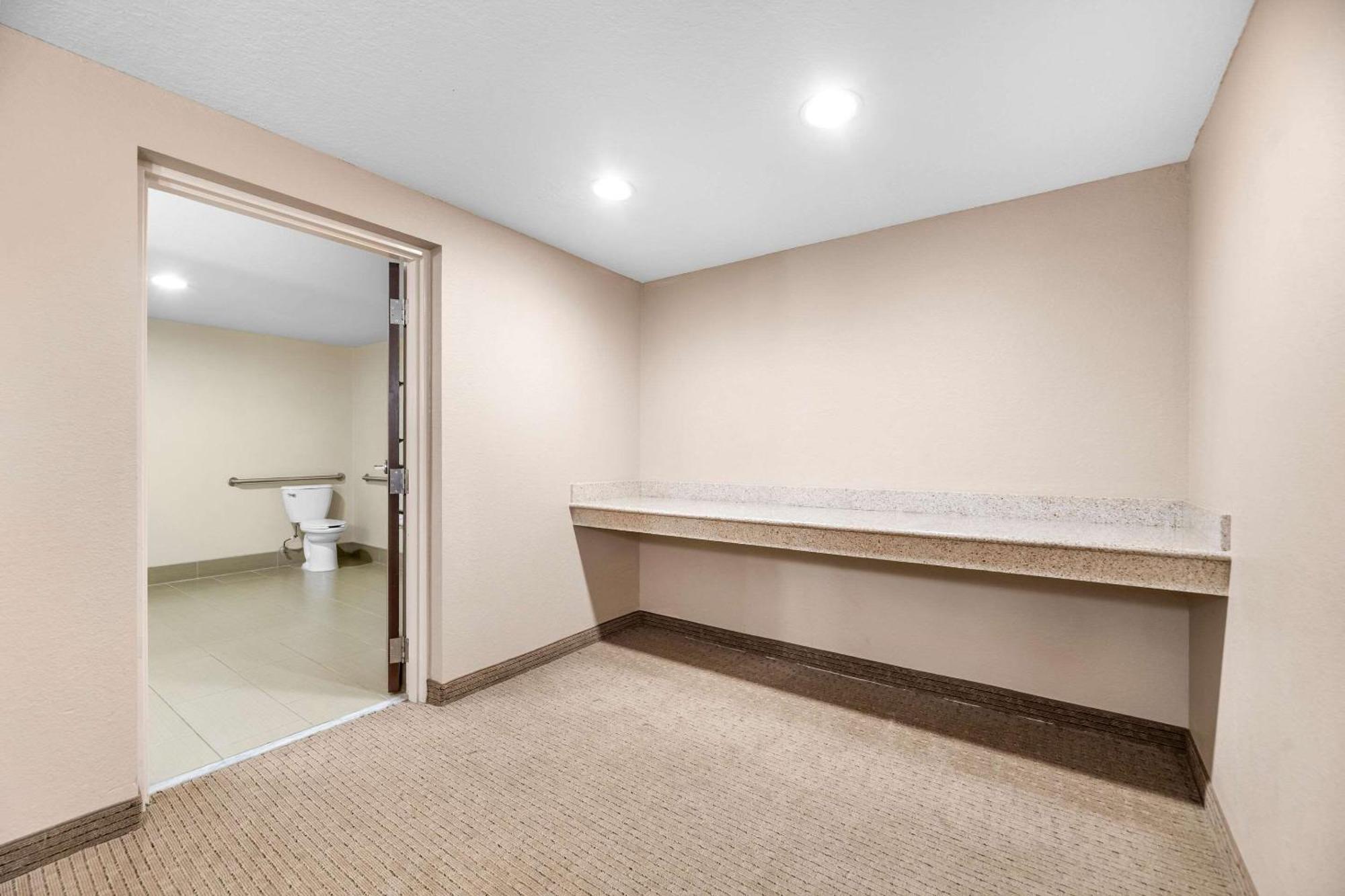 Comfort Airport Orlando