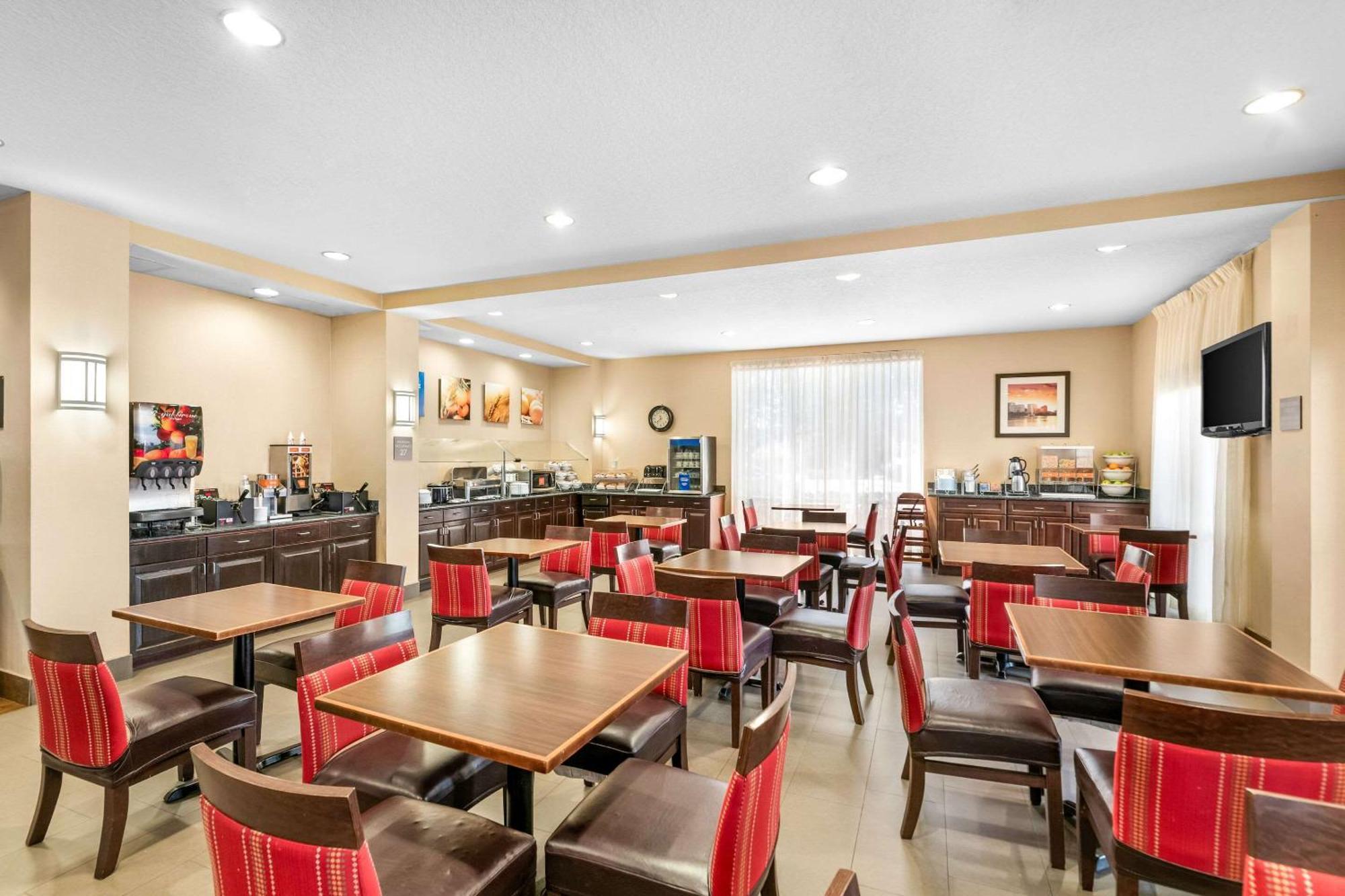 Hotel Comfort Airport