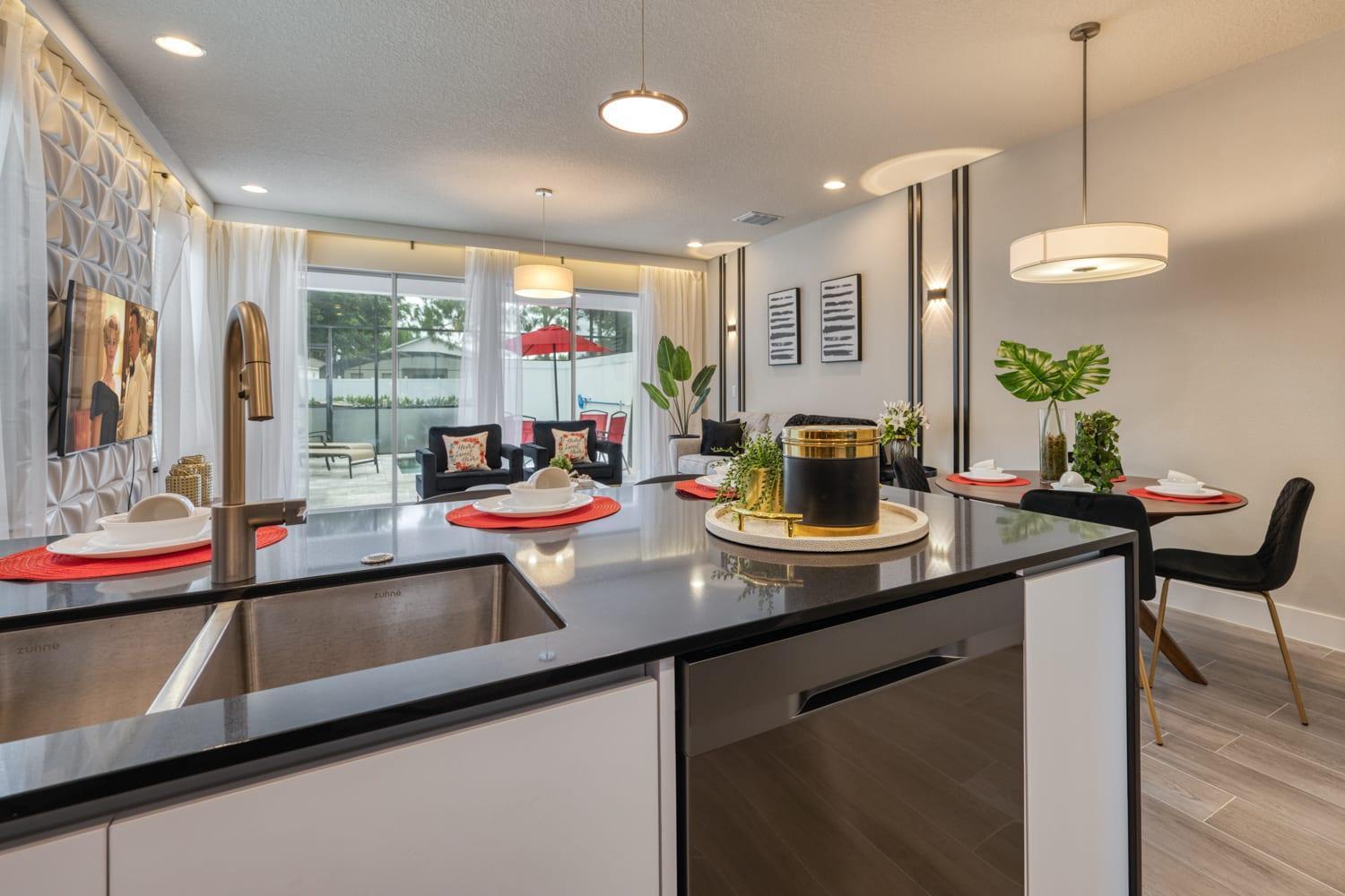 Elegant With Private Pool Near Disney Orlando