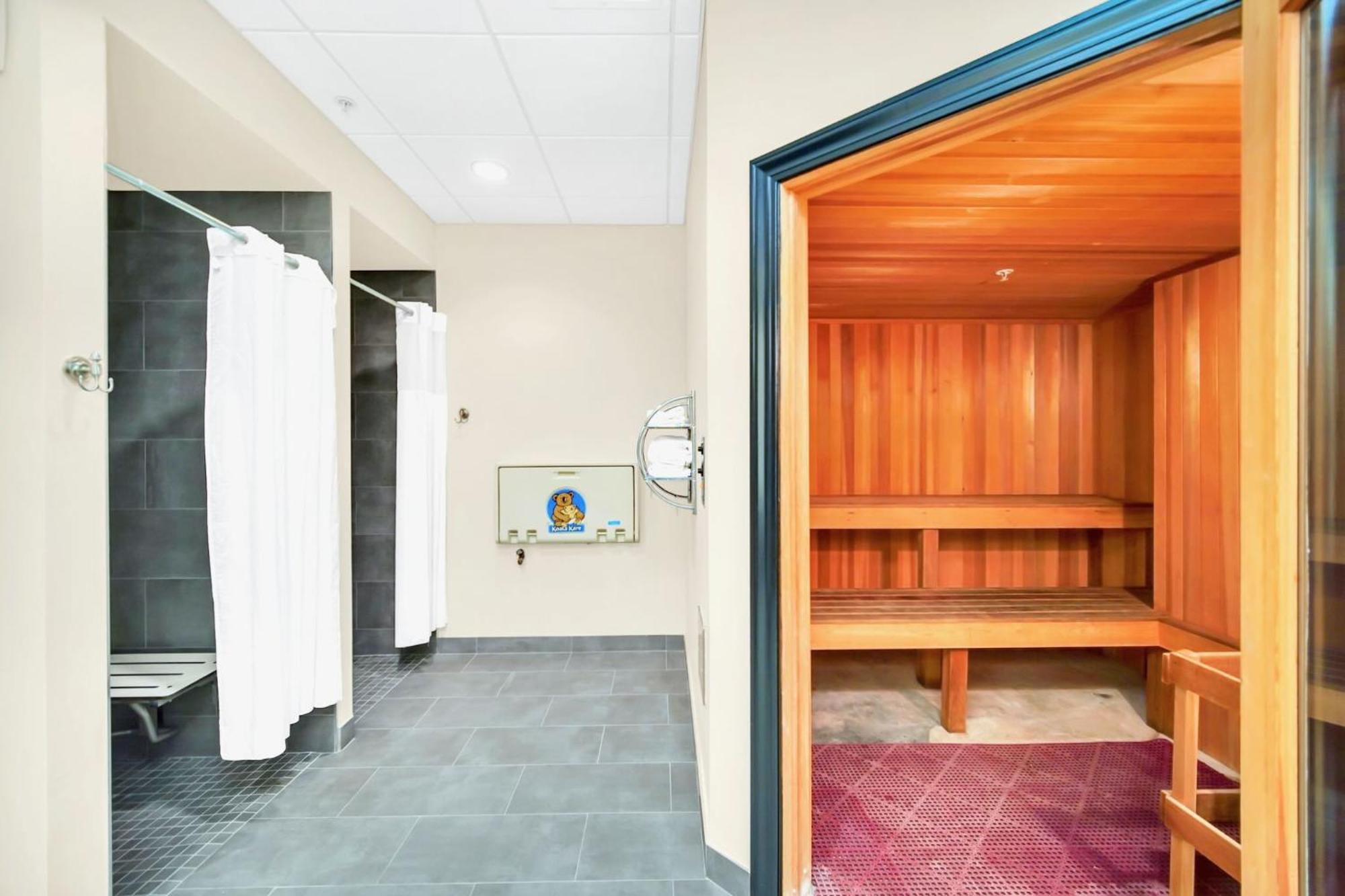 2br Queen Bed - Hot Tub Pool - Near