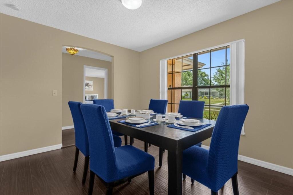 5bd 2 Bath With Gameroom & Pool 1 Story House