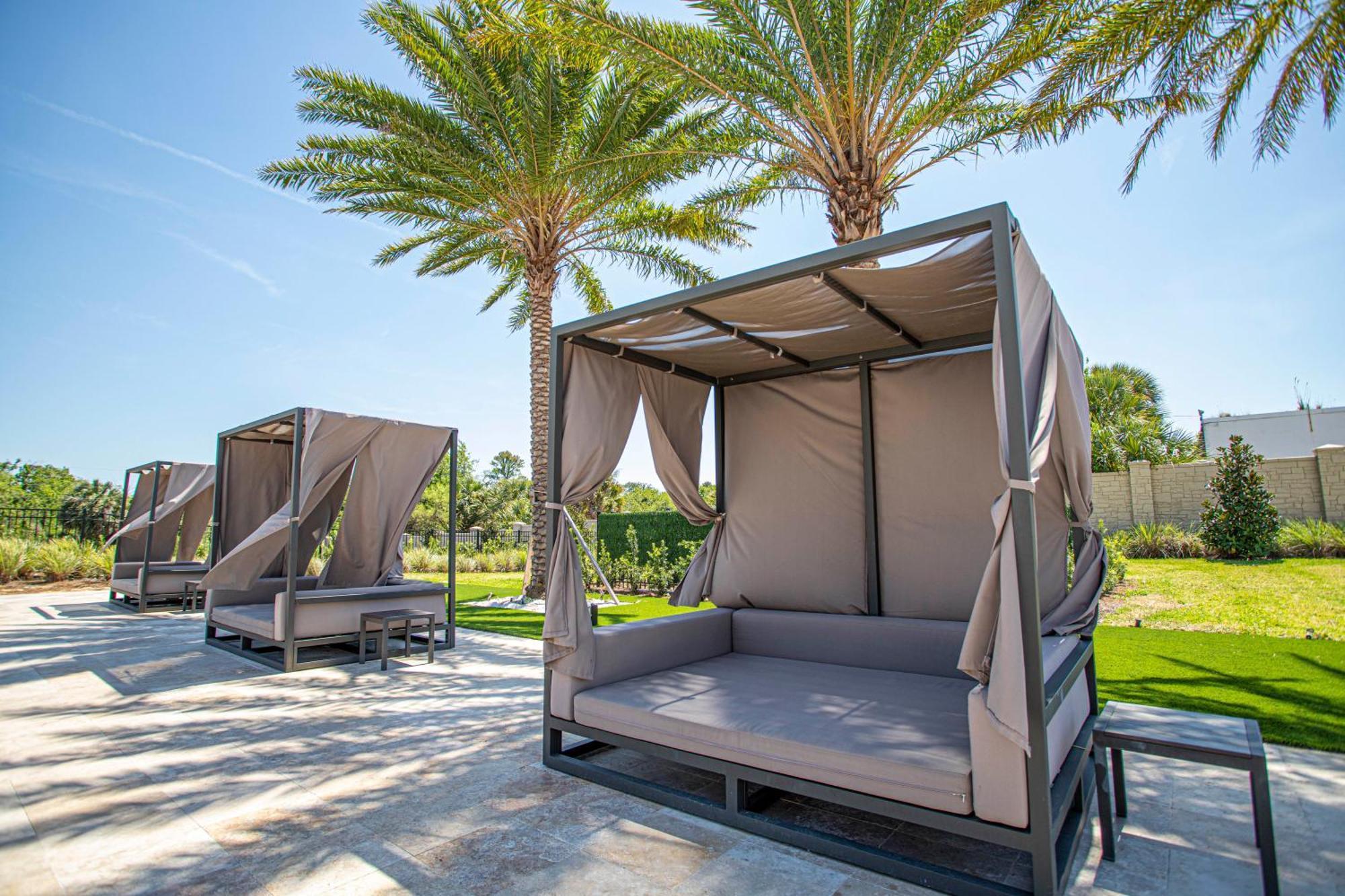 Modern And Luxury 4 Near 7521 Holiday home