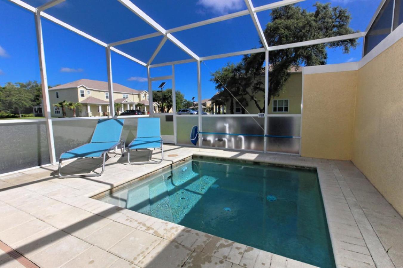 Serenity Townhome: Disney-adjacent Retreat With Private Pool