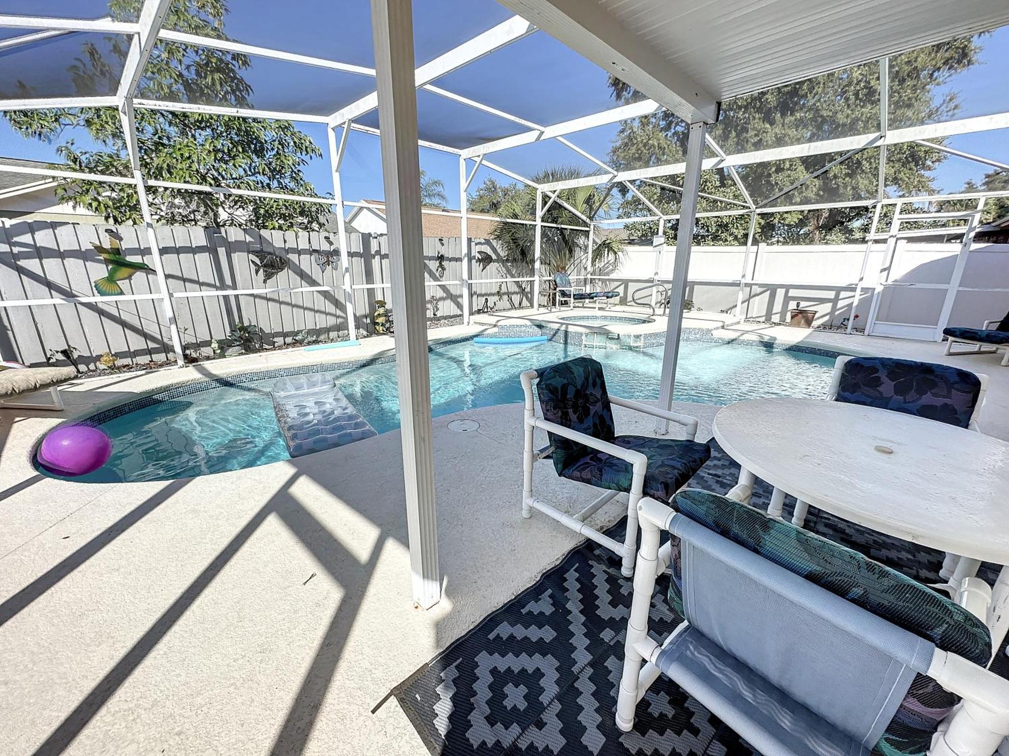 Upgraded Game , Pool Spa, Universal , Close By Holiday home