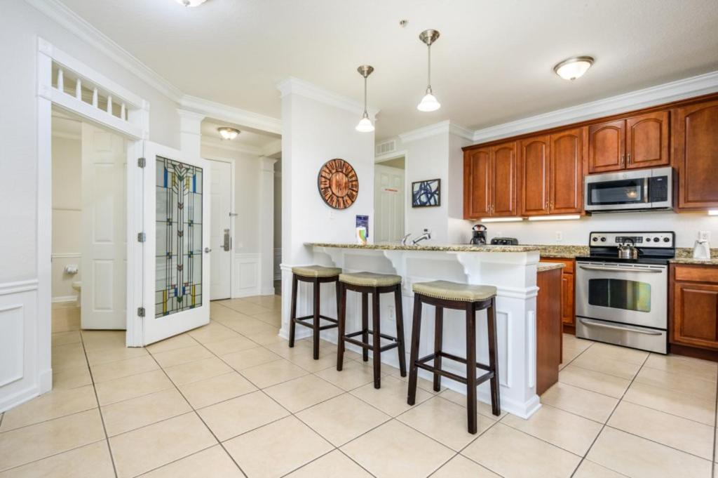 3 Bedroom Plus, View Condo, Vista Cay-1008