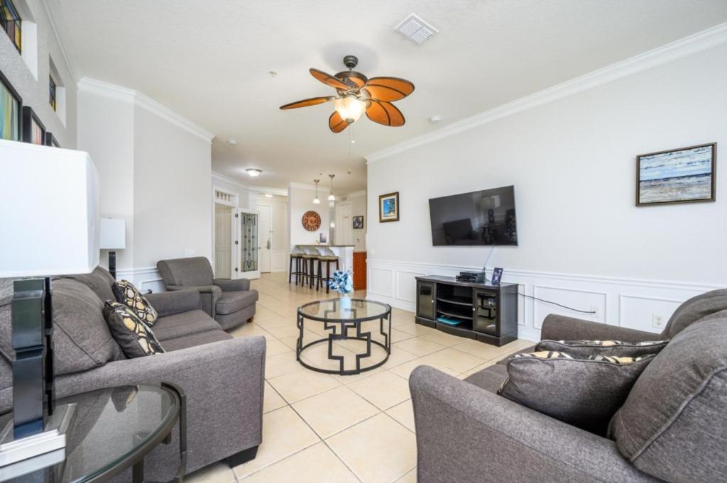 3 Bedroom Plus, View Condo, Vista Cay-1008 Apartment Orlando
