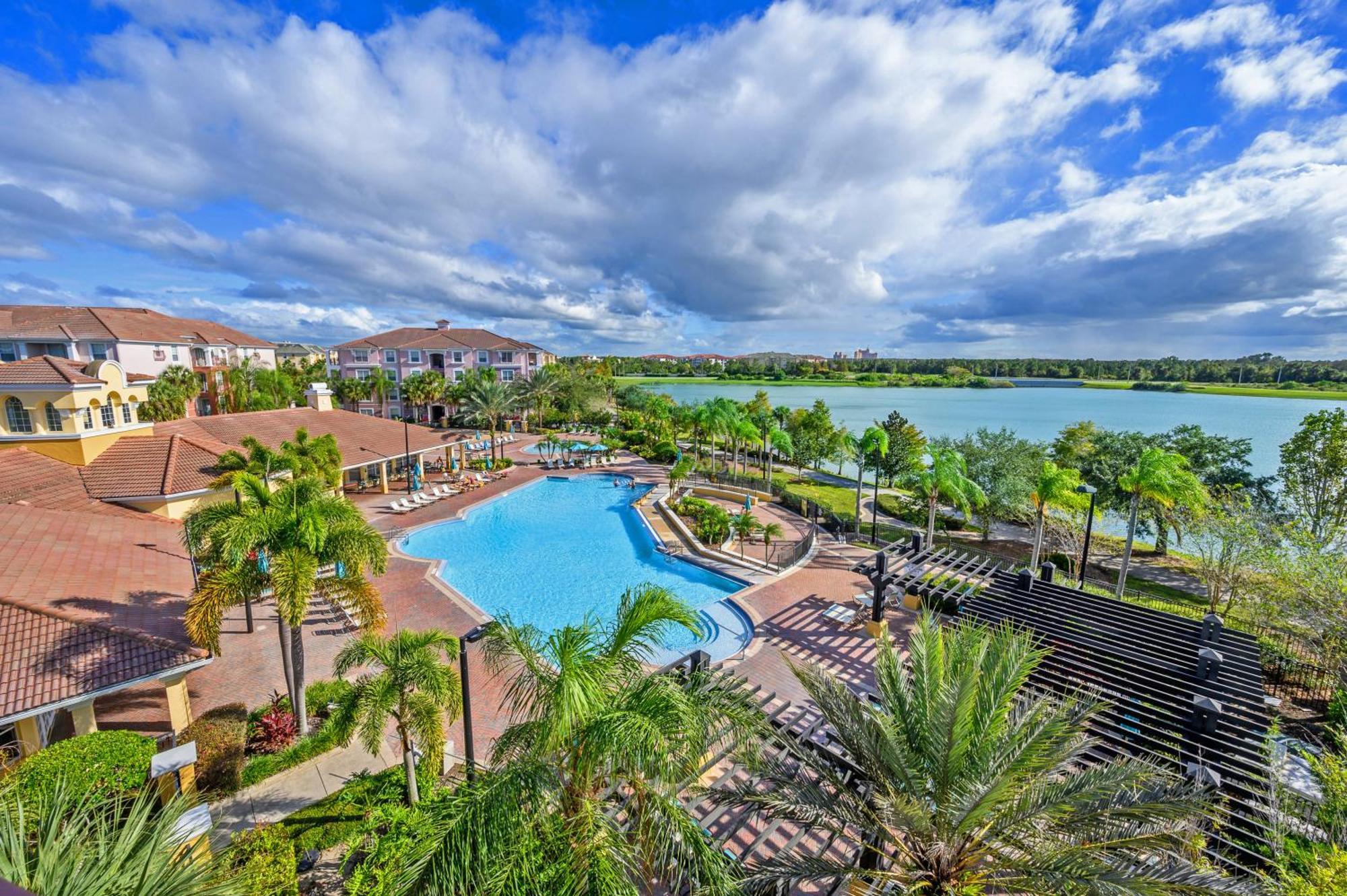 3 Bedroom Plus, View Condo, Vista Cay-1008 Apartment Orlando