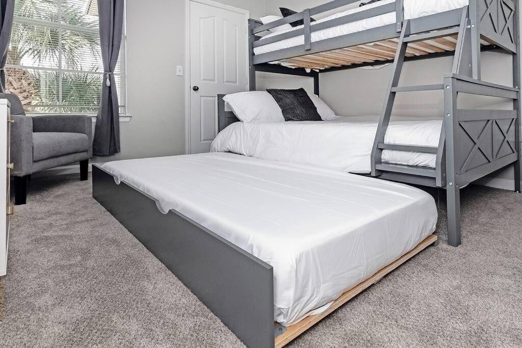Retreat 2b2b / Disney-universal-seaworld * Orlando