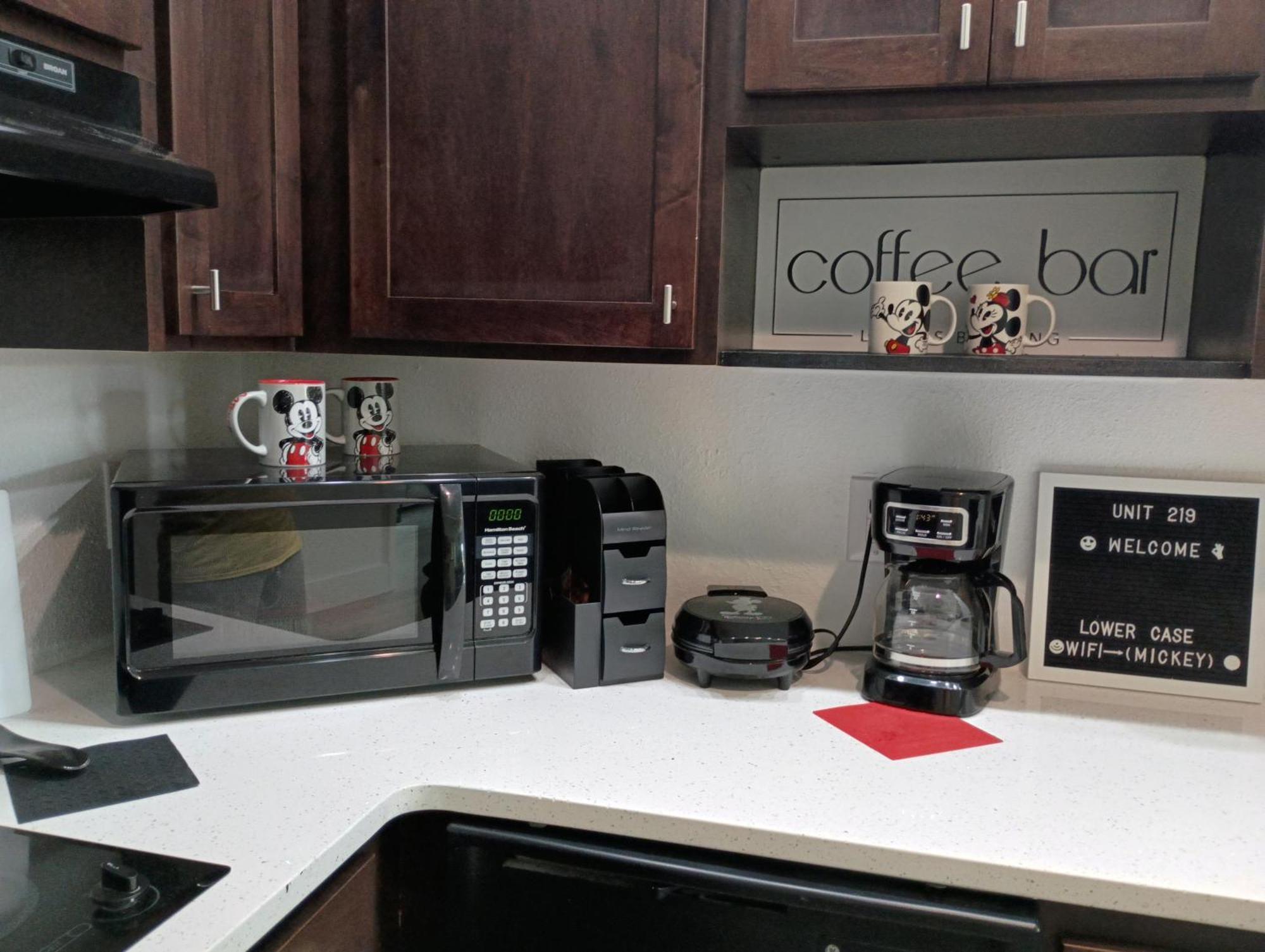 Free Shuttle 3 Queen Beds Apartment *