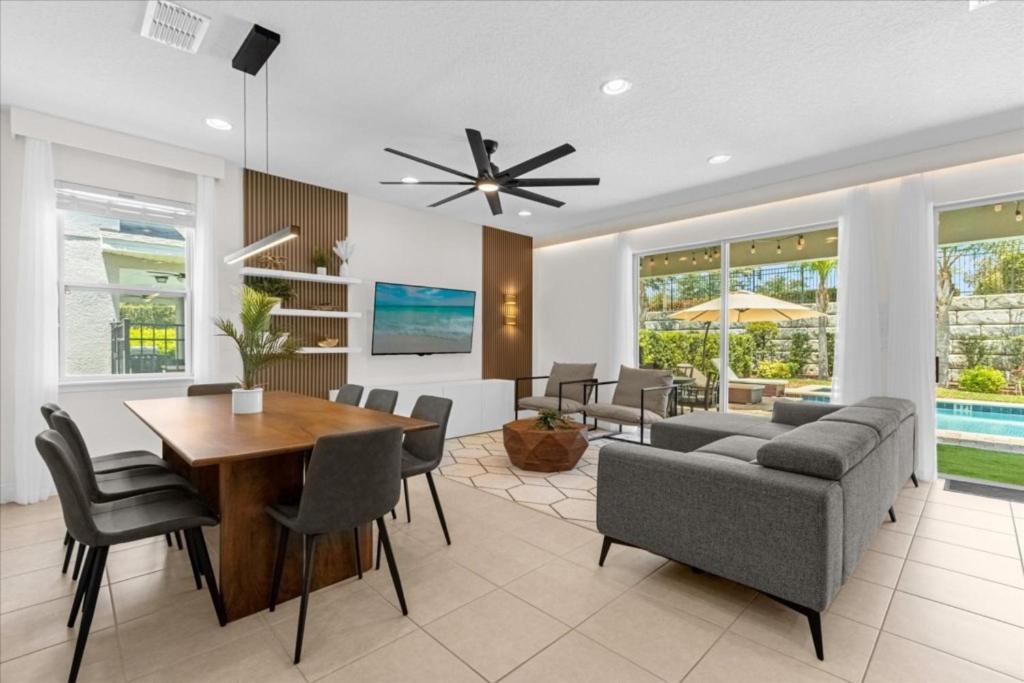 5 Bedrooms- 5 Bathrooms- Encore 7421 Ma Holiday home Orlando