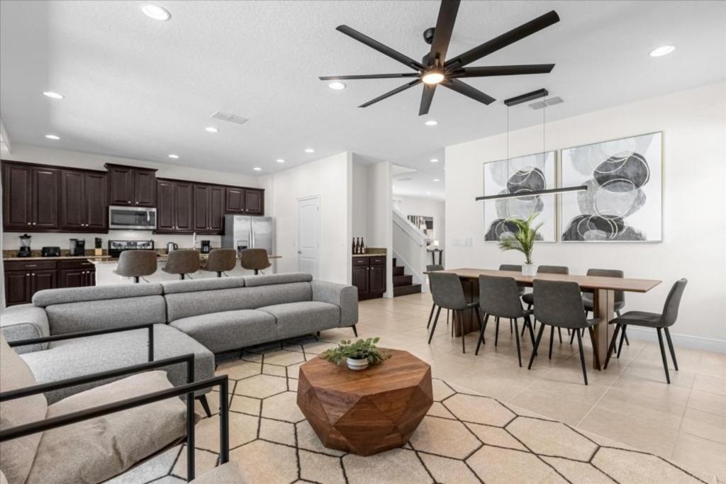 Holiday home 5 Bedrooms- 5 Bathrooms- Encore 7421 Ma