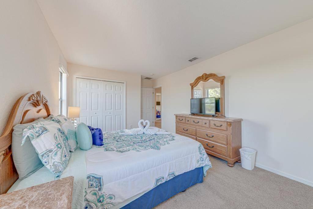 Villa 557 -impressive Two Storey Private With South Facing Pool Orlando