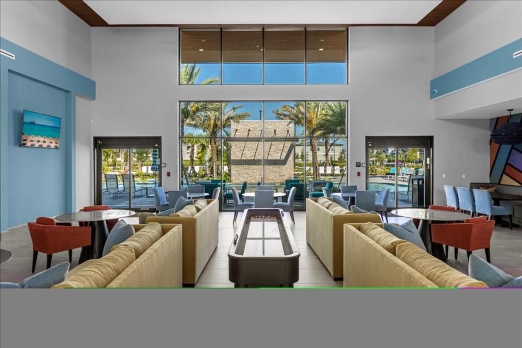 8 Bedrooms- 8 Bathrooms- Paradiso Grande 5912 Hs Holiday home