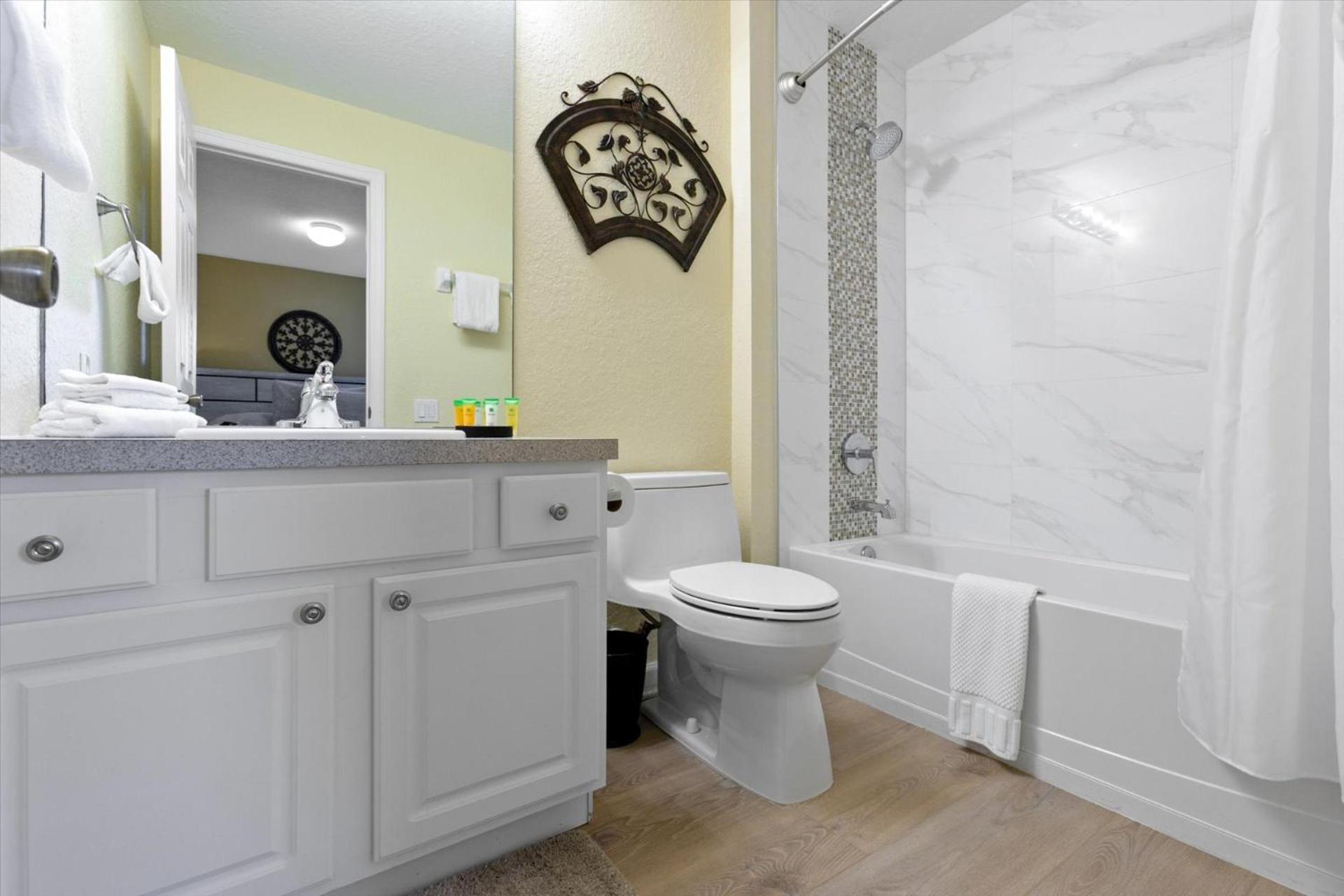2638 Dinville * Orlando