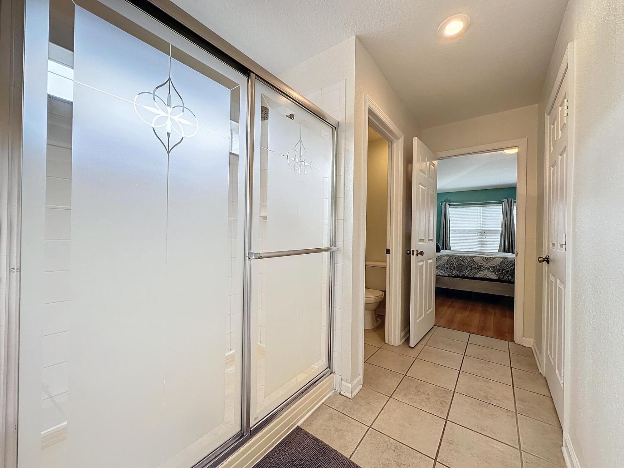 World Vacation.. Luxury 6 Br/4 Ba 5 Star Holiday home