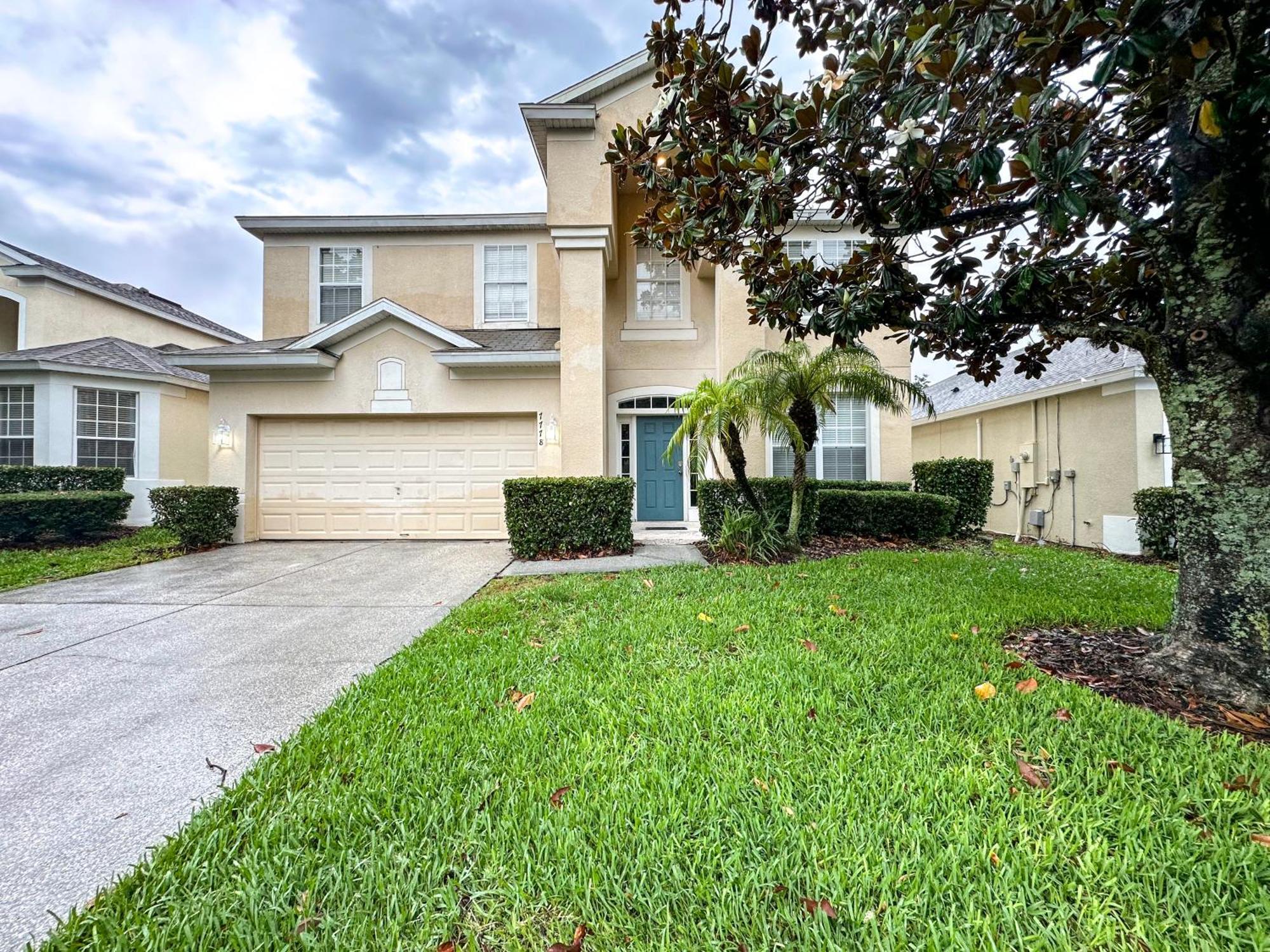 World Vacation.. Luxury 6 Br/4 Ba 5 Star *
