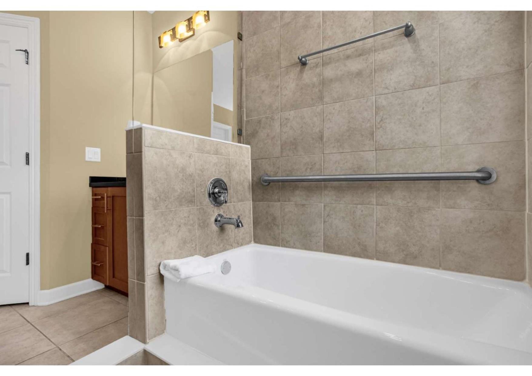 Holiday home Summer Sale Luxury 4br Townhome - 5 Minutes From Disney *