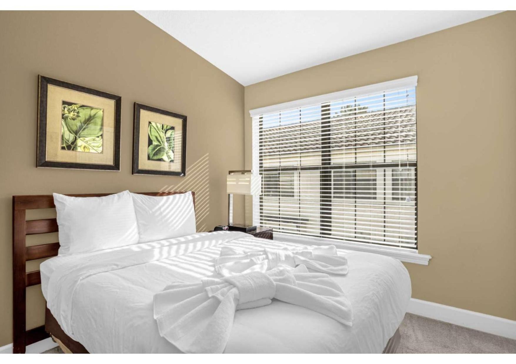 Summer Sale Luxury 4br Townhome - 5 Minutes From Disney Holiday home *