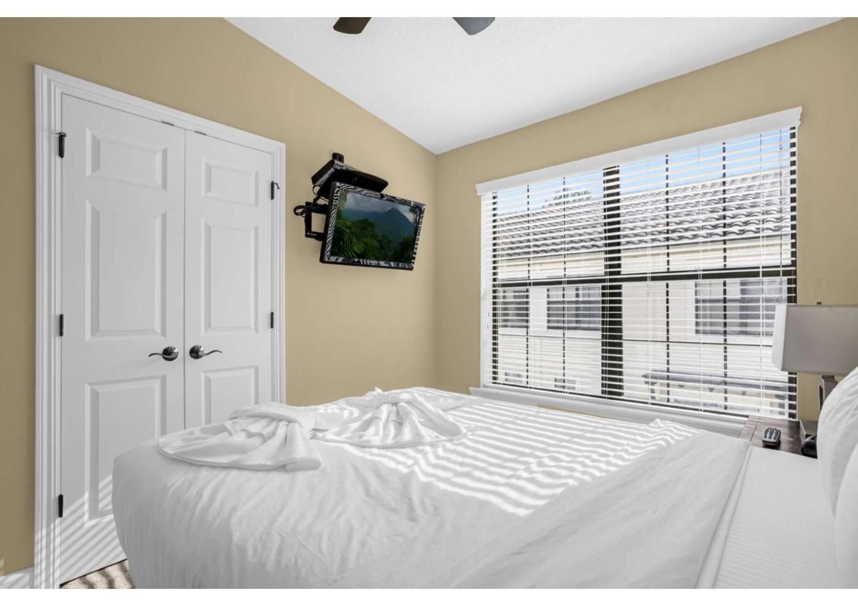 Summer Sale Luxury 4br Townhome - 5 Minutes From Disney