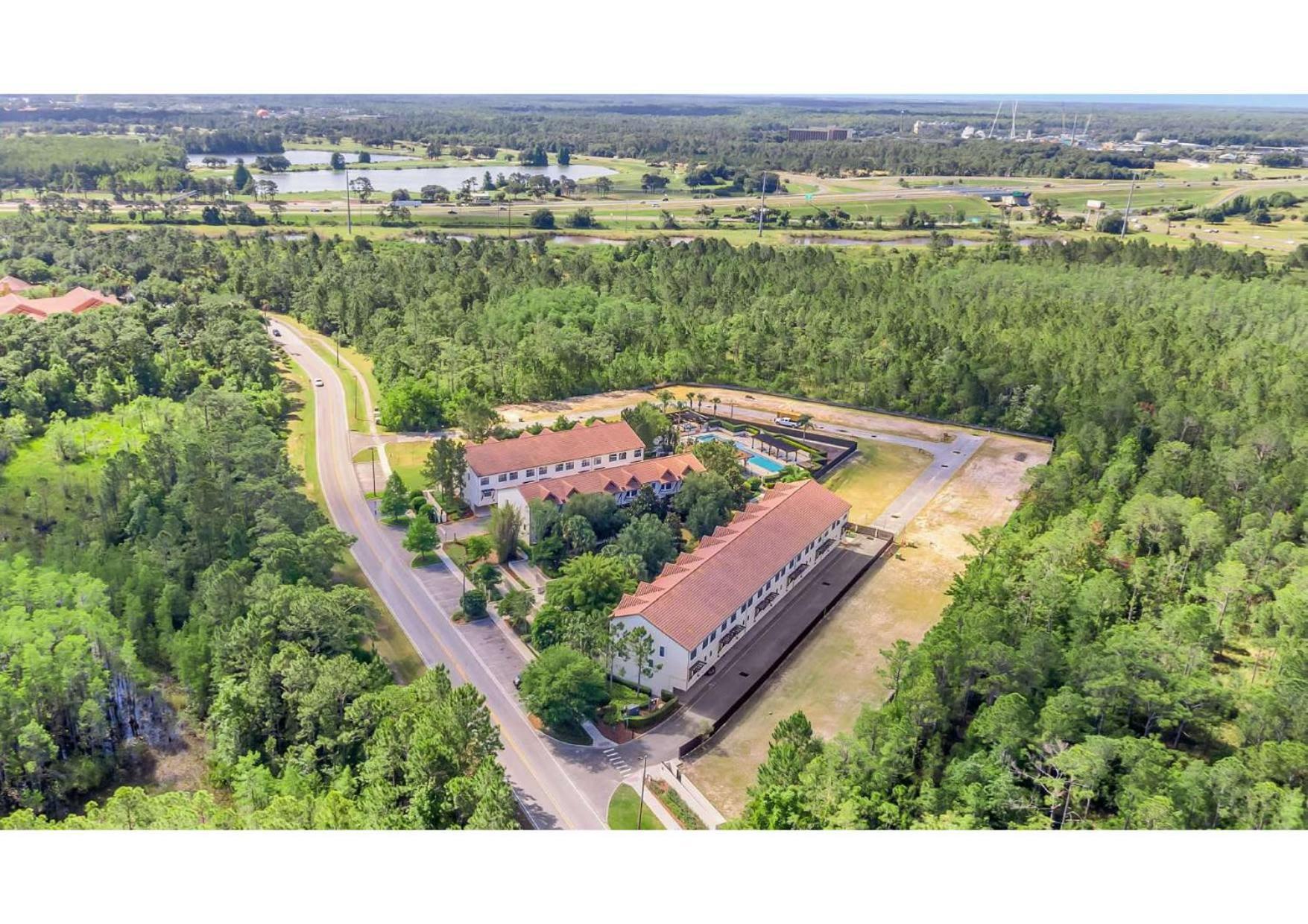 Summer Sale Luxury 4br Townhome - 5 Minutes From Disney Holiday home Orlando