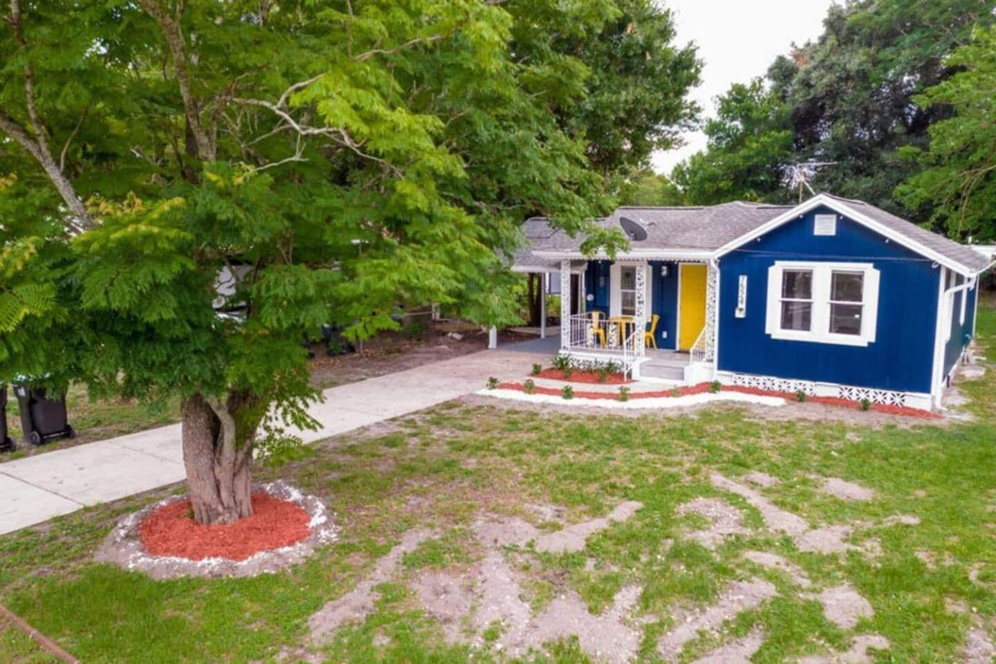 3Br Getaway W Office Near Airport Pets Holiday home *