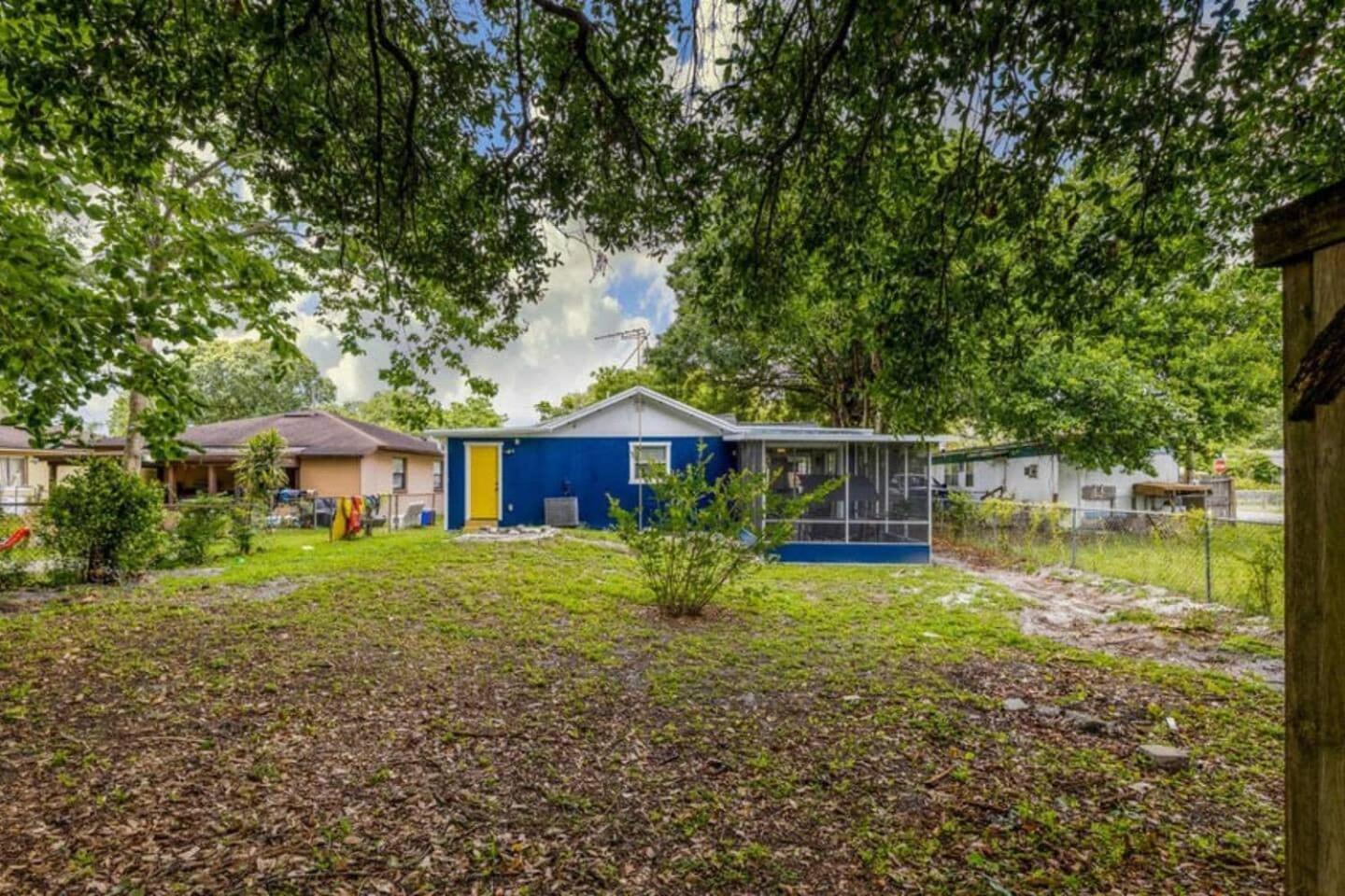 Holiday home 3Br Getaway W Office Near Airport Pets *