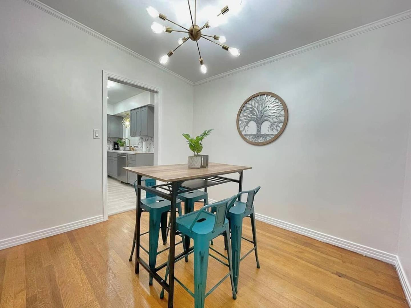 Sodo Getaway 3Br, Pets, 20 Min To Mco & Disney! Holiday home *